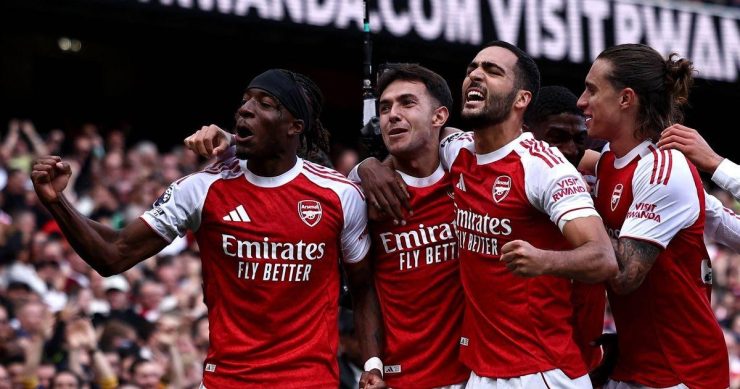 Arsenal đang khủng hoảng thừa ở vị trí tiền vệ tấn công.